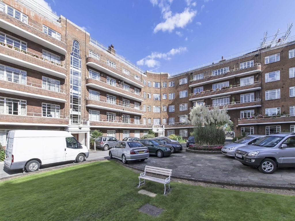 4 bed flat to rent in Barons Keep, Gliddon Road, London W14, £3,400 pcm Zoopla