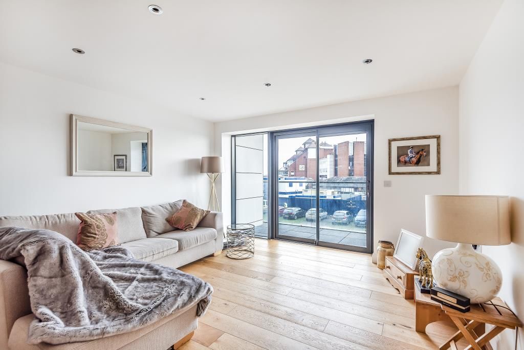 2 bed flat to rent in Newbury, Berkshire RG14 Zoopla