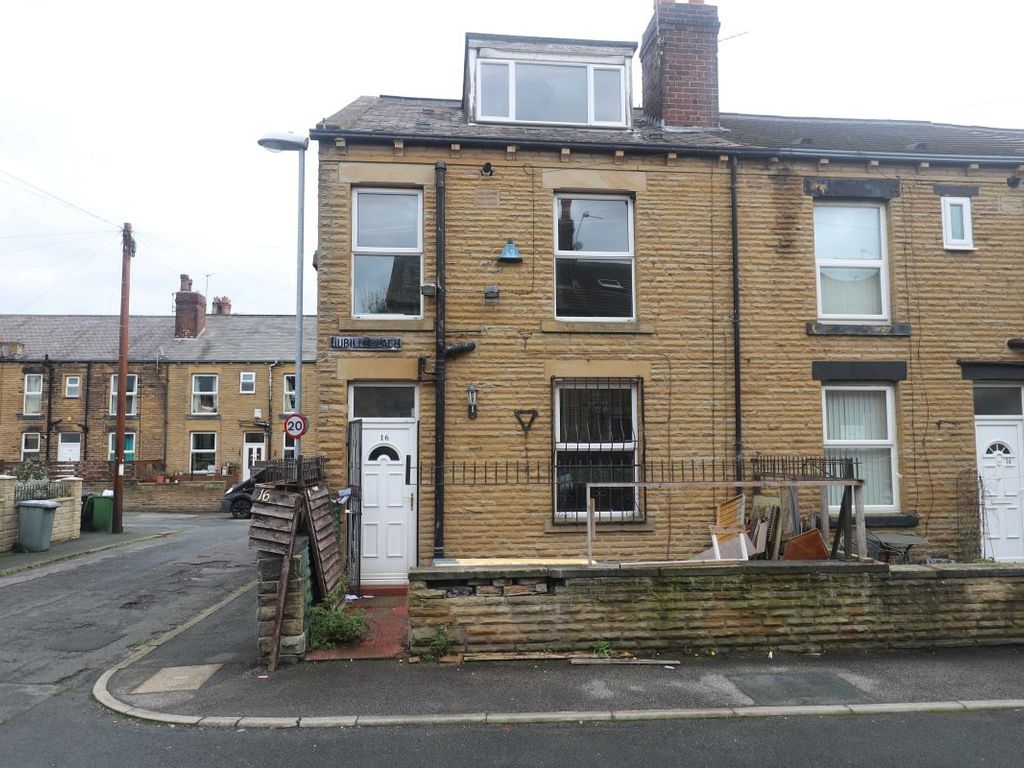 16 Jubilee Place, Morley, Leeds, West Yorkshire LS27