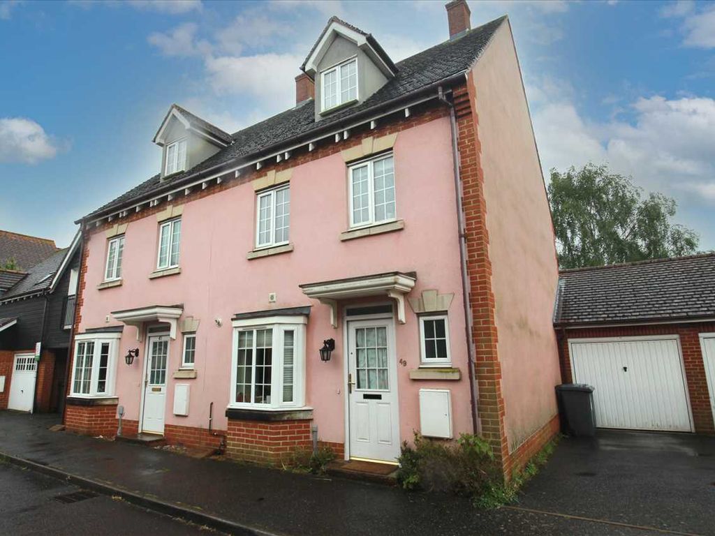 4 bed town house for sale in Offord Close, Kesgrave, Ipswich IP5, £