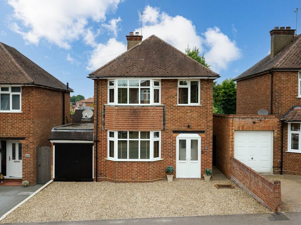4 bed detached house for sale in Belmont Road, Hemel Hempstead HP3, £