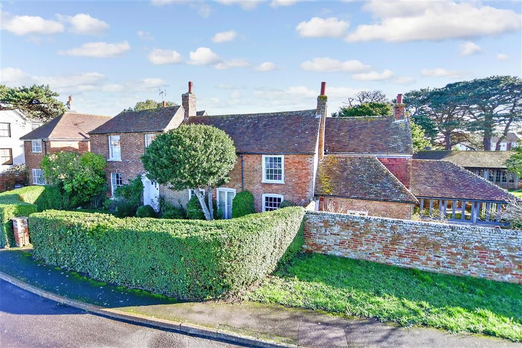 6 bed detached house for sale in Manor Road, Lydd, Romney Marsh, Kent