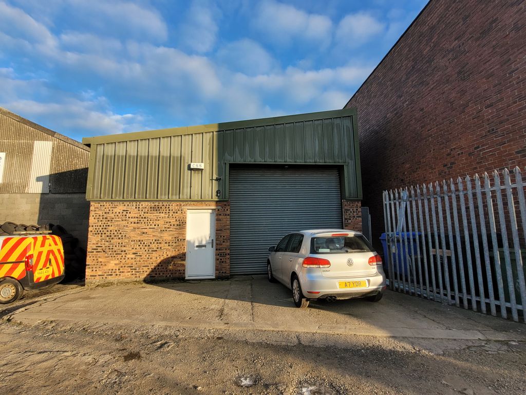 Light industrial to let in Limekiln Road, Ayr KA8, £15,000 pa Zoopla