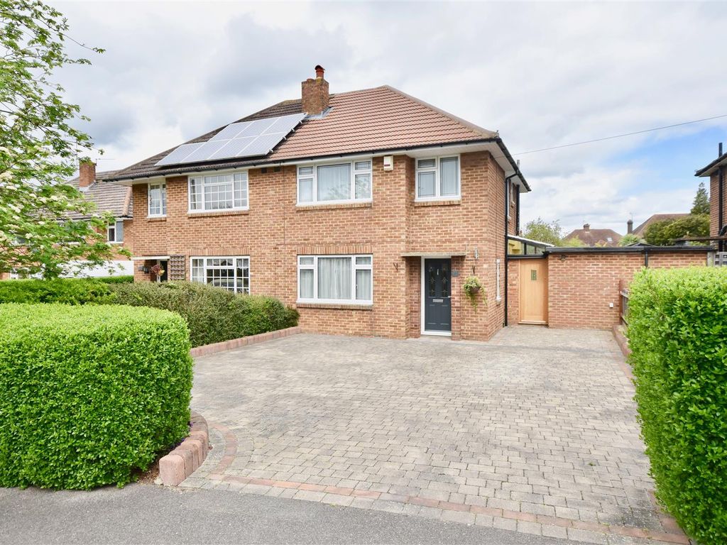 3 bed semidetached house for sale in Bramley Way, Ashtead KT21 Zoopla