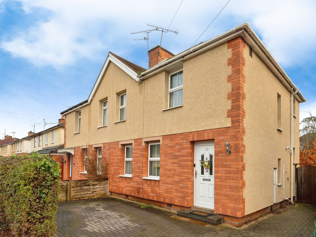 3 bed semidetached house for sale in Glenthorne Avenue, Worcester WR4