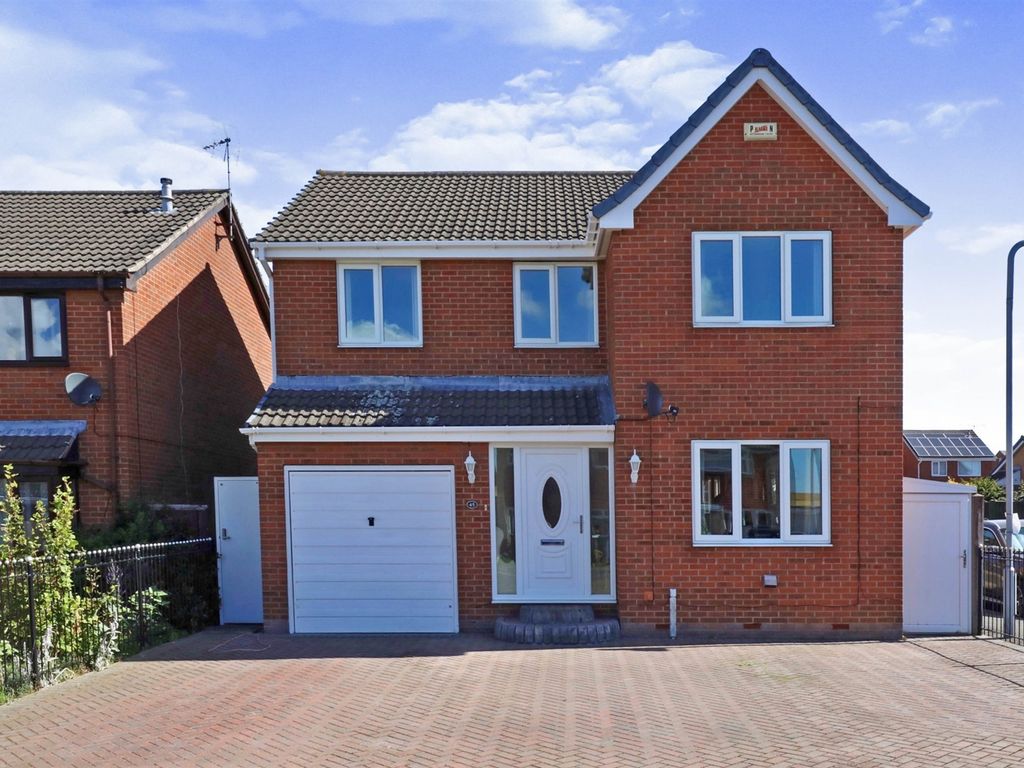 4 bed detached house for sale in Wentworth Way, Dinnington, Sheffield