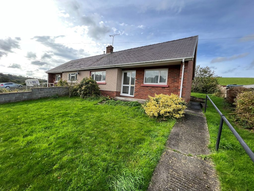 2 bed bungalow for sale in Ciliau Aeron, Aberaeron SA48, £145,000 Zoopla