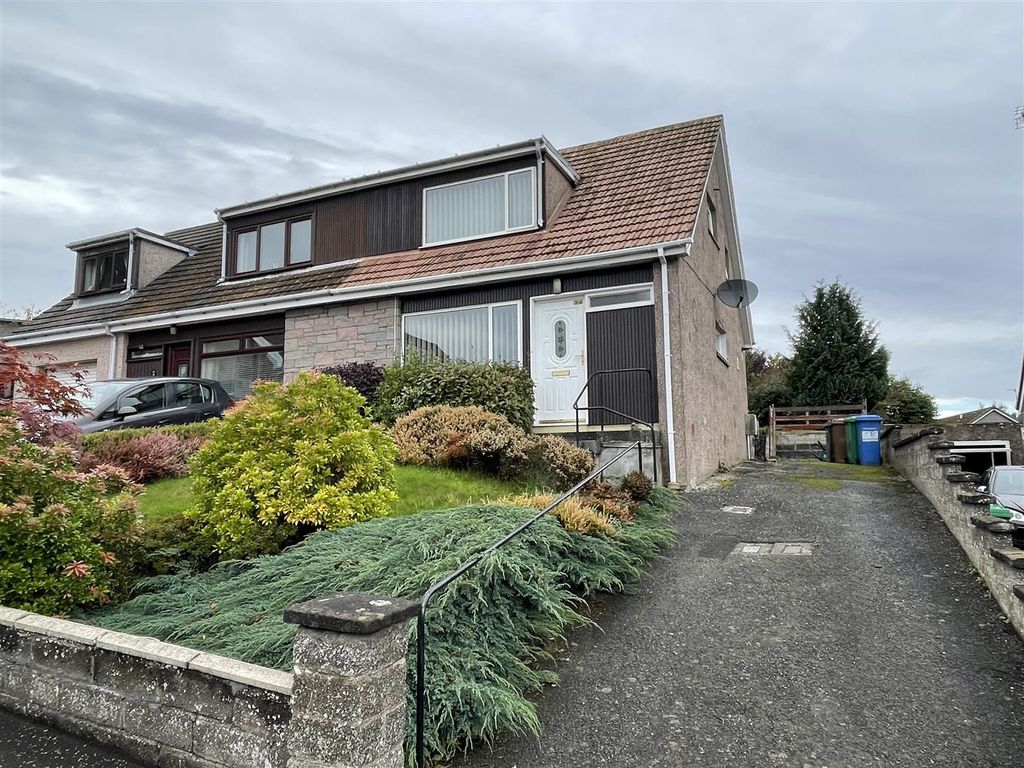 3 bed semidetached house for sale in Tarvit Drive KY15 Zoopla