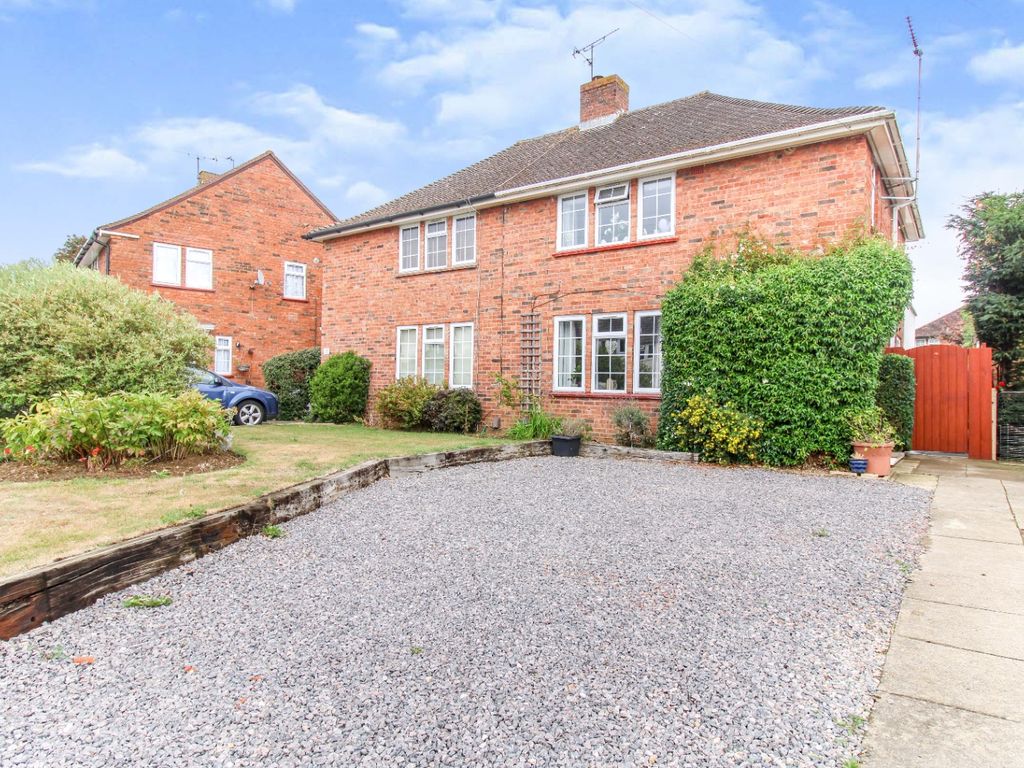 2 bed semidetached house for sale in Courtiers Drive, Cleeve