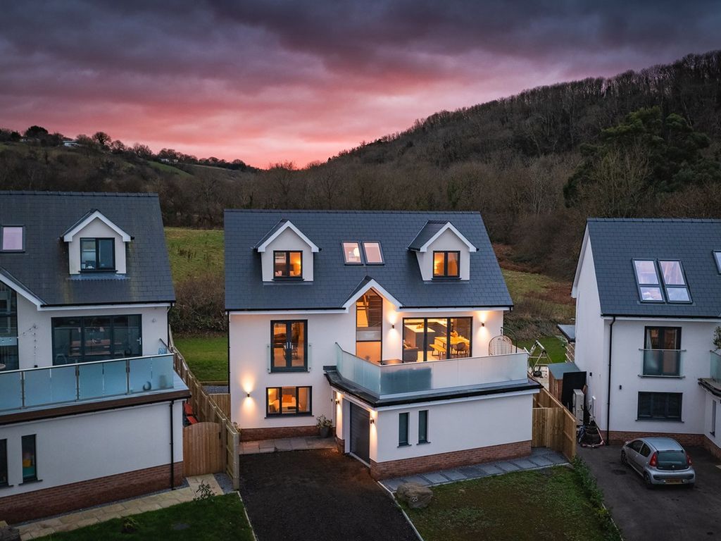 New home, 5 bed detached house for sale in Dolphin Court, New Quay SA45