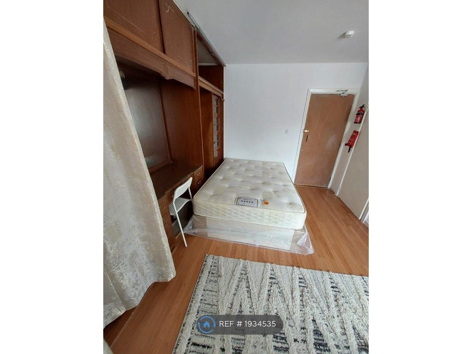 Studio to rent in Wembley, Wembley HA0, £1,200 pcm Zoopla