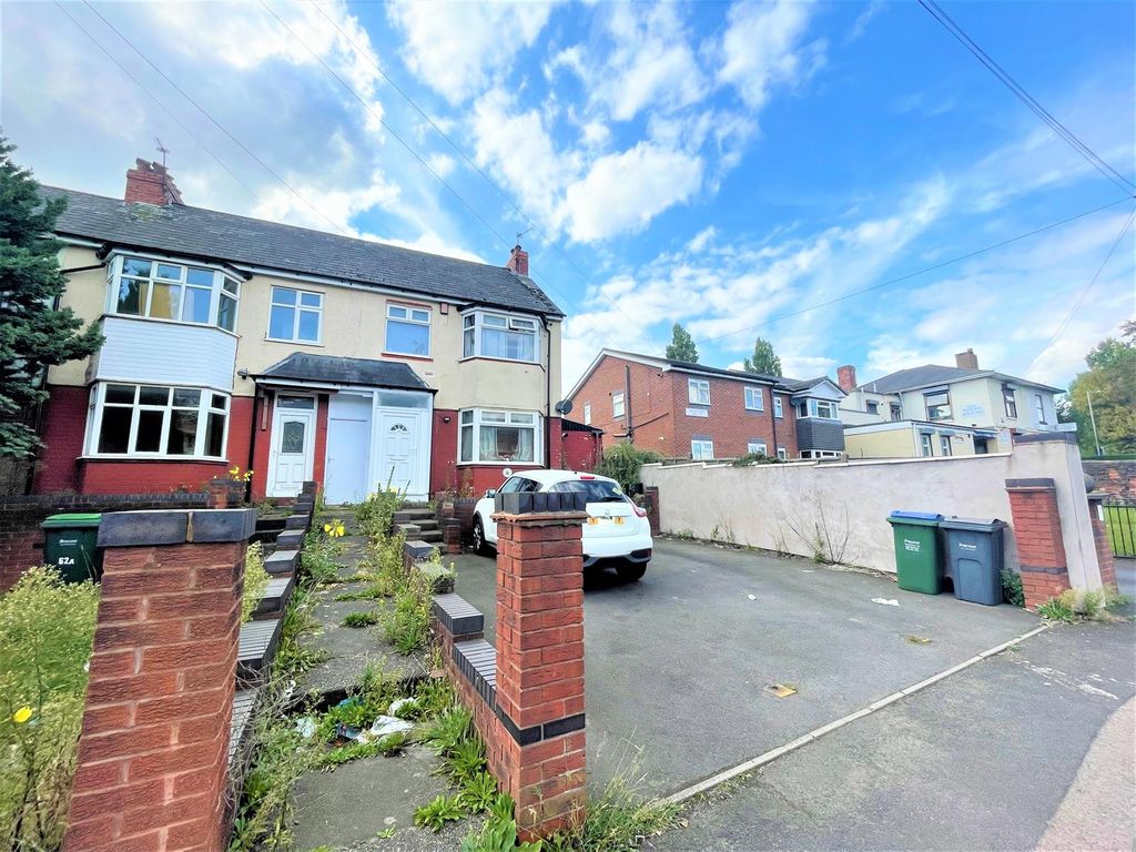 3 bed terraced house for sale in Hill Top, West Bromwich B70, £249,950