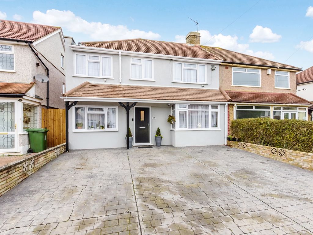 5 bed semidetached house for sale in Raeburn Road, Sidcup DA15 Zoopla