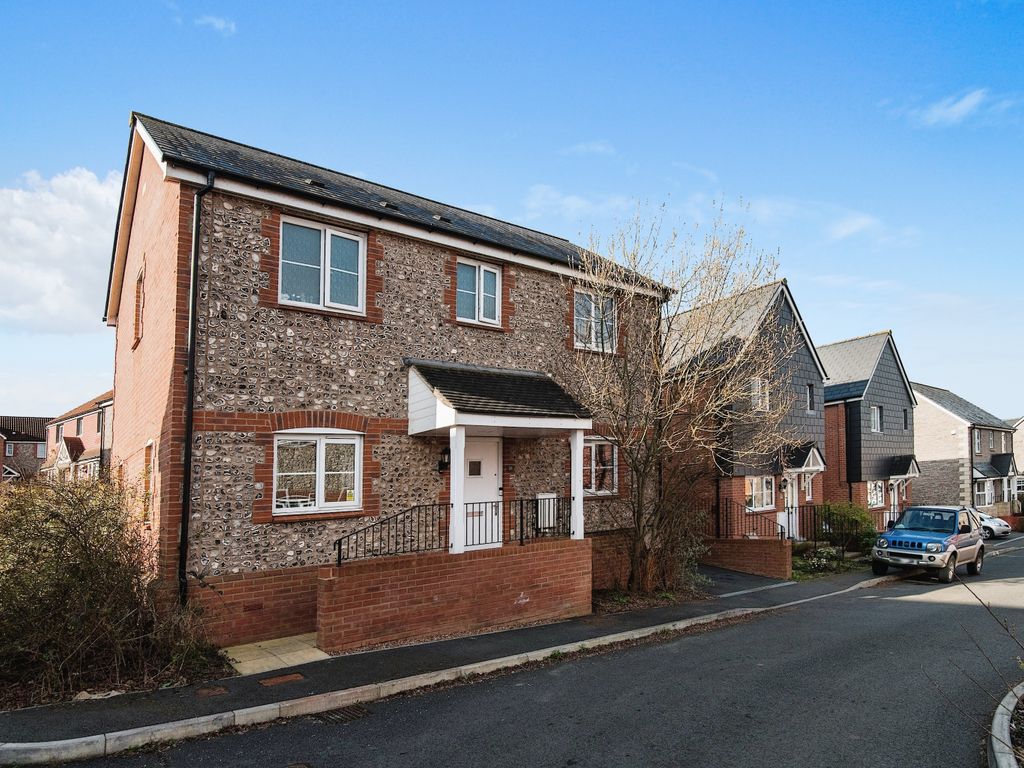 3 bed detached house for sale in Higher Meadow, Cranbrook, Exeter
