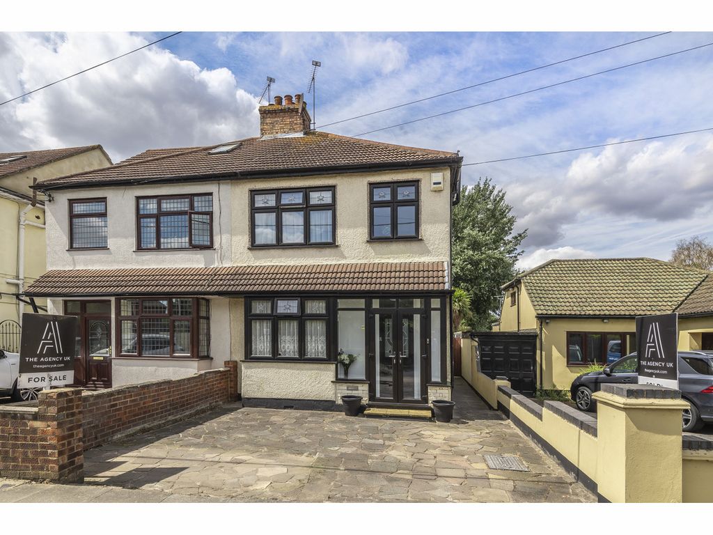 3 bed semidetached house for sale in Stanley Road North, Rainham RM13