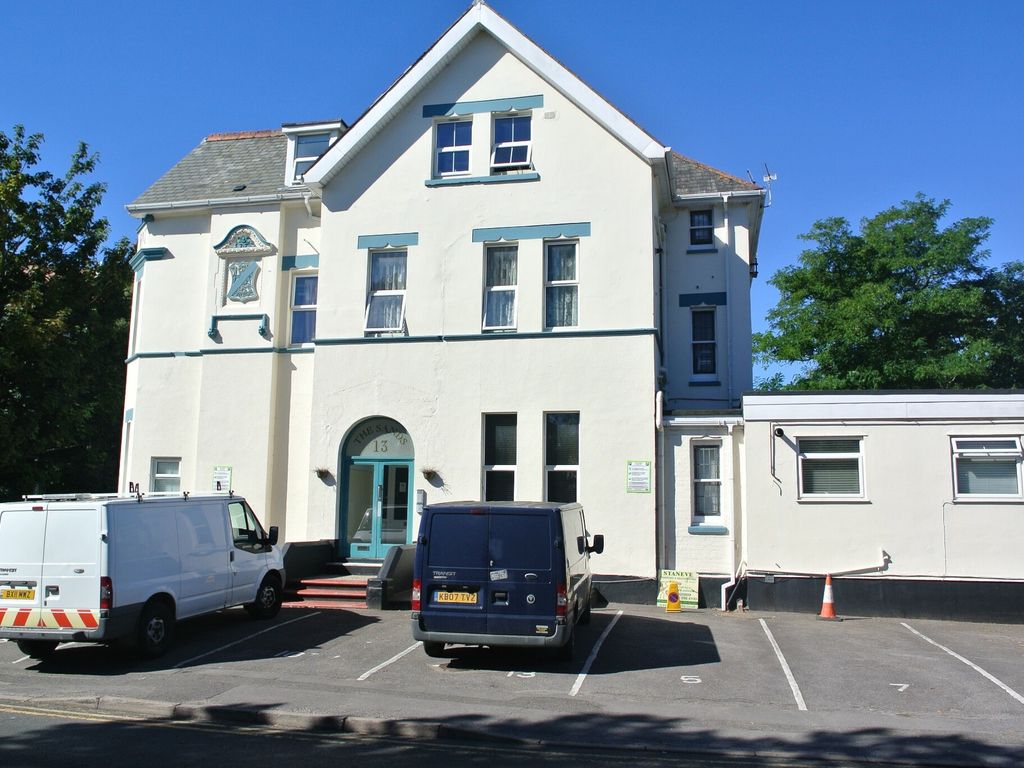 1 bed flat for sale in Spa Road, Bournemouth BH5