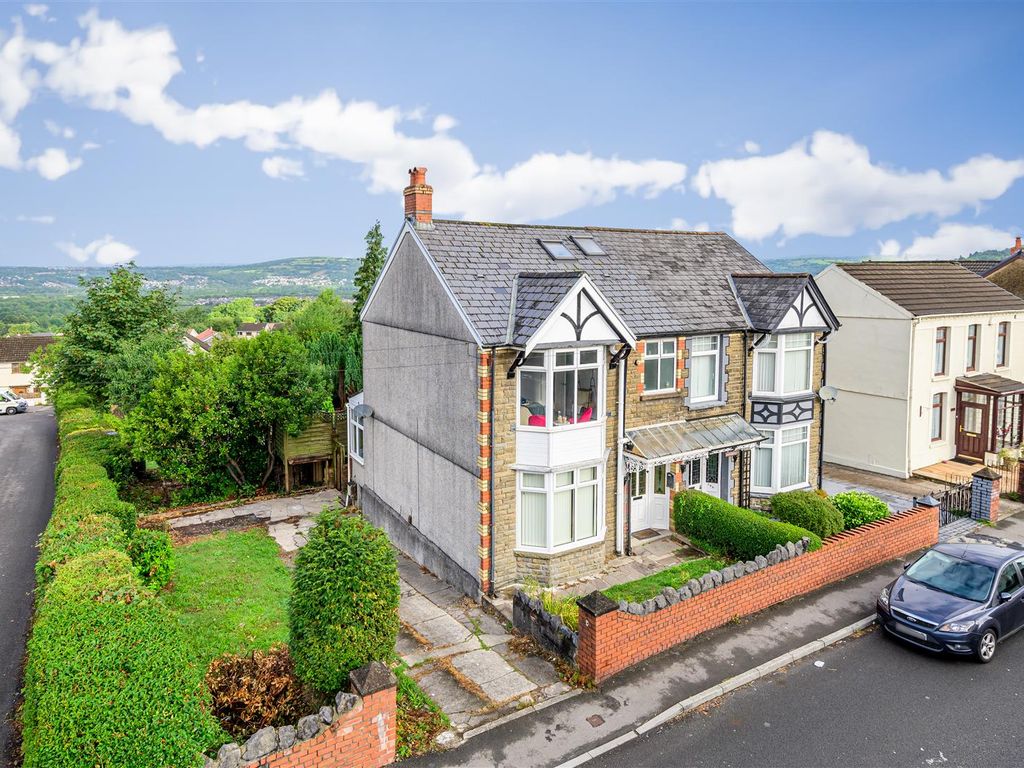 4 bed semidetached house for sale in Birchgrove Road, Birchgrove