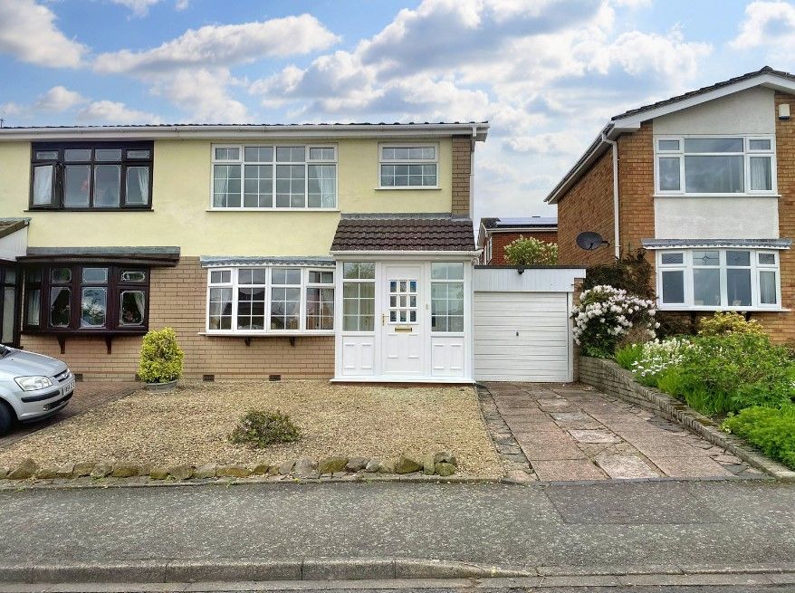 3 bed semidetached house for sale in Lombard Avenue, Dudley DY2, £190,000 Zoopla