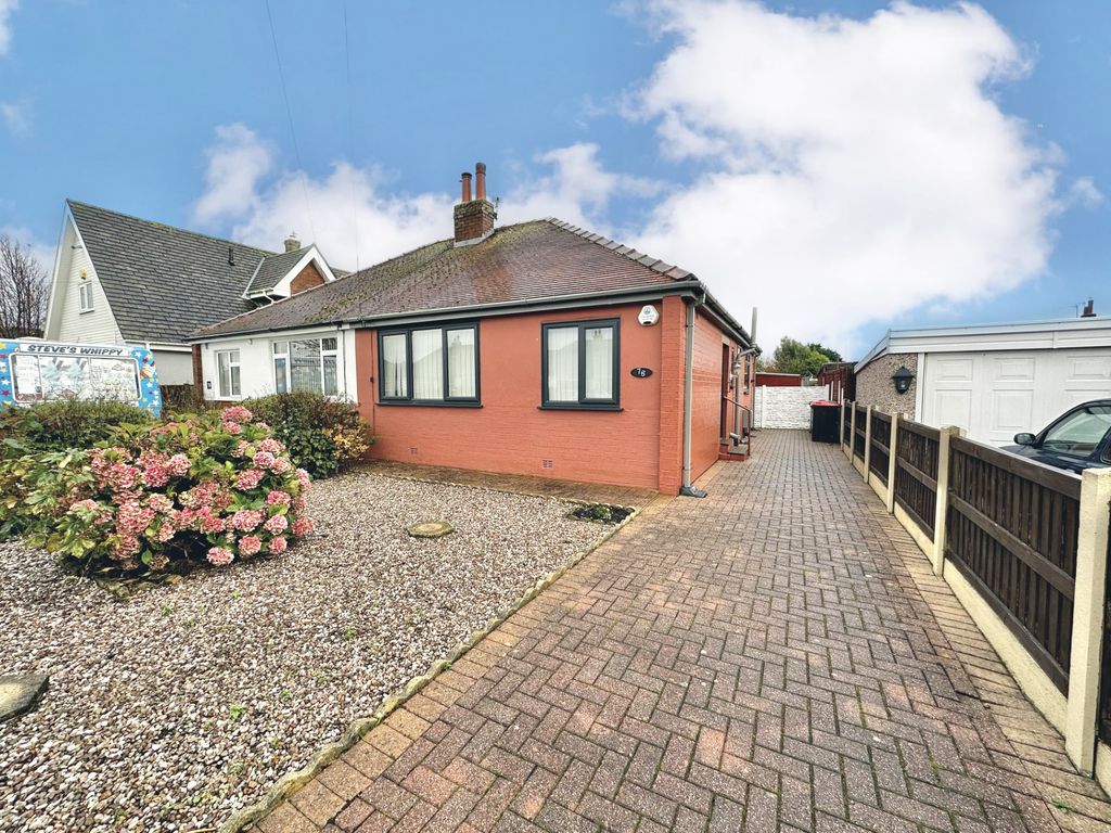 2 bed bungalow for sale in Cumberland Avenue, Cleveleys FY5, £150,000