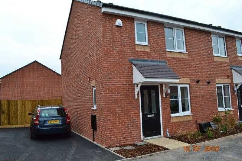 3 bed semidetached house to rent in Jennie Lee Avenue, Wolverhampton