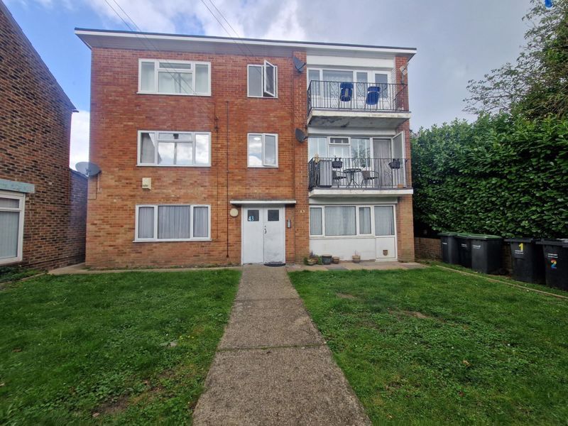 1 bed flat to rent in Avery Lane, Gosport PO12, £795 pcm Zoopla