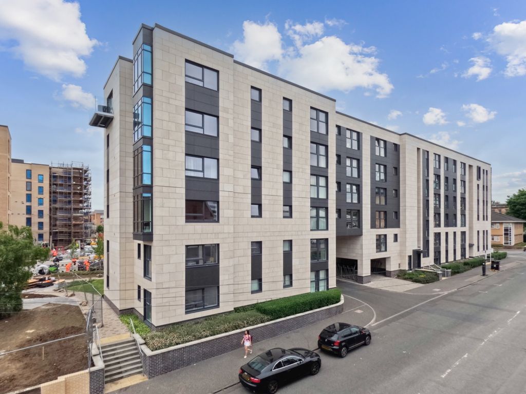 3 bed flat for sale in Minerva Street, Finnieston, Glasgow G3, £309,000