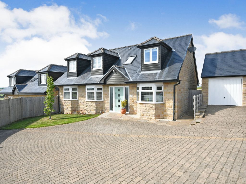 4 bed detached house for sale in Rectory Road, Duckmanton, Chesterfield