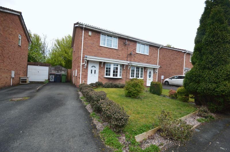 2 bed terraced house to rent in Oleander Close, The Rock TF3, £795 pcm