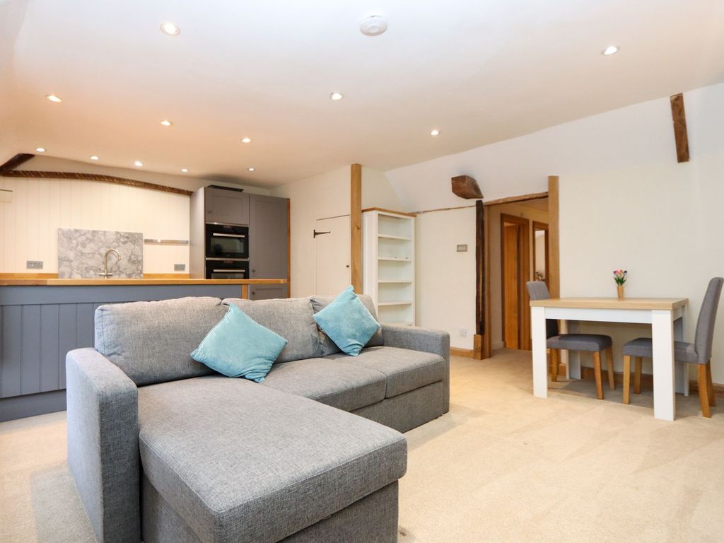 1 bed flat to rent in High Street, Epping CM16 Zoopla