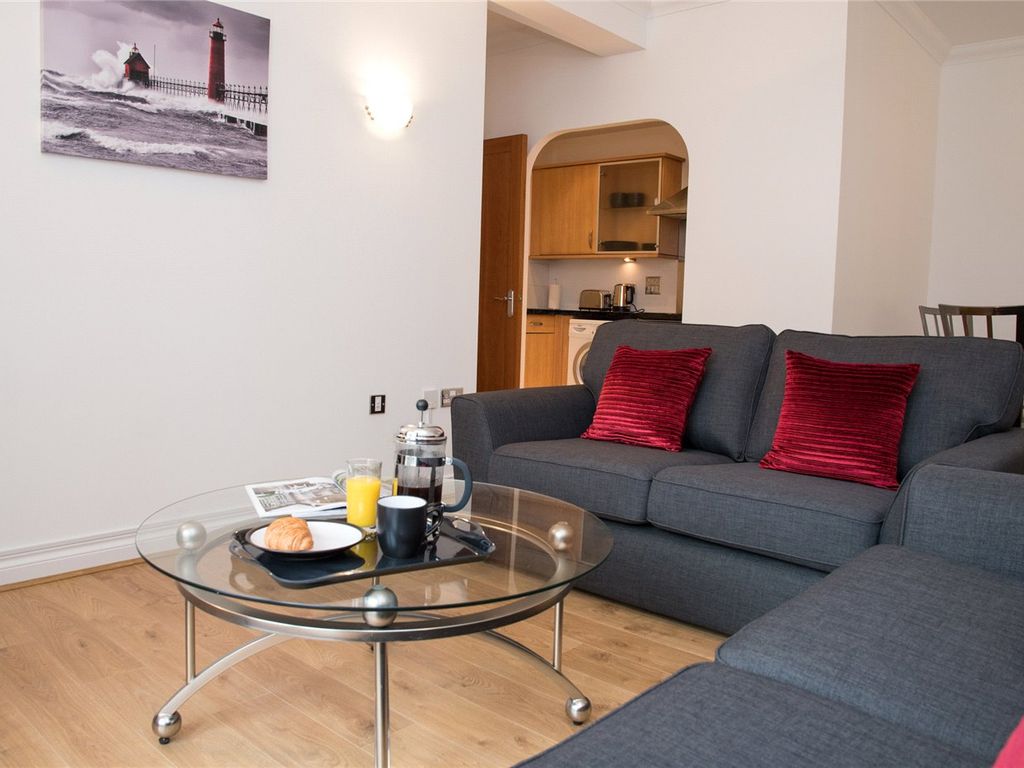 2 bed flat to rent in Riverside House, Fobney Street, Reading, Berkshire RG1 Zoopla