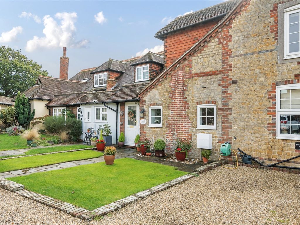 2 bed terraced house for sale in Chessells Cottage, Crooked Lane