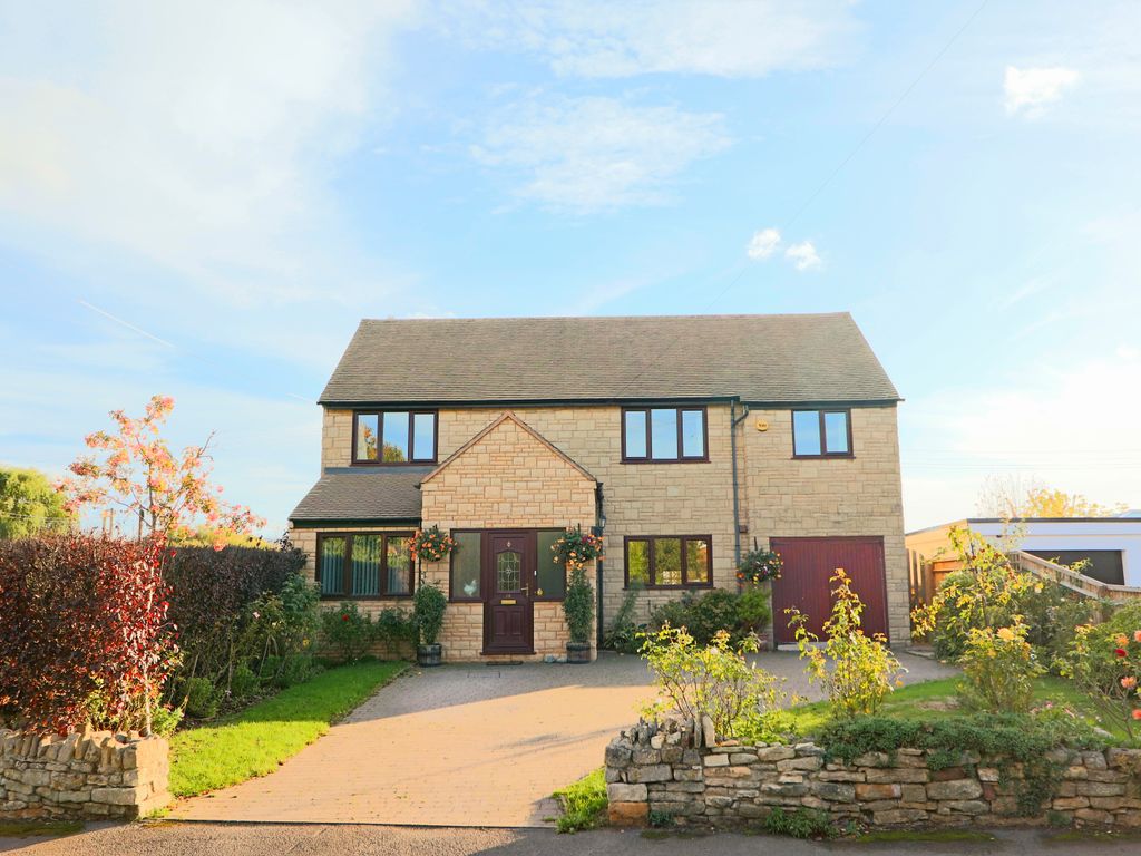 4 bed detached house for sale in St. Margarets Road, Alderton