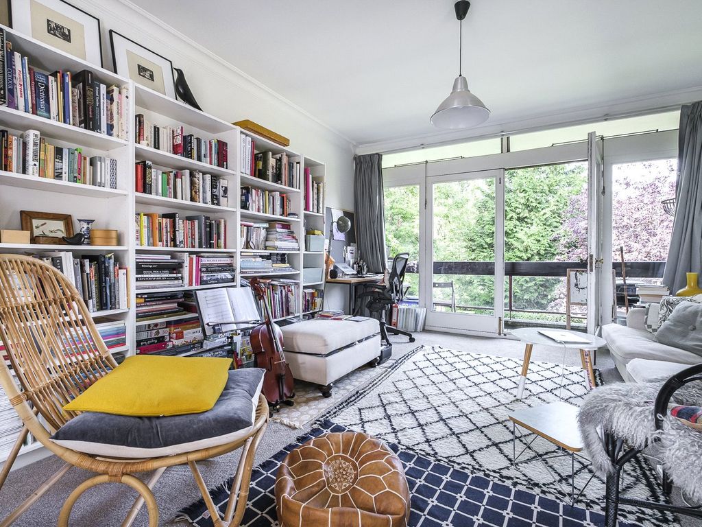 Falcon Lodge, Oak Hill Park, London NW3  