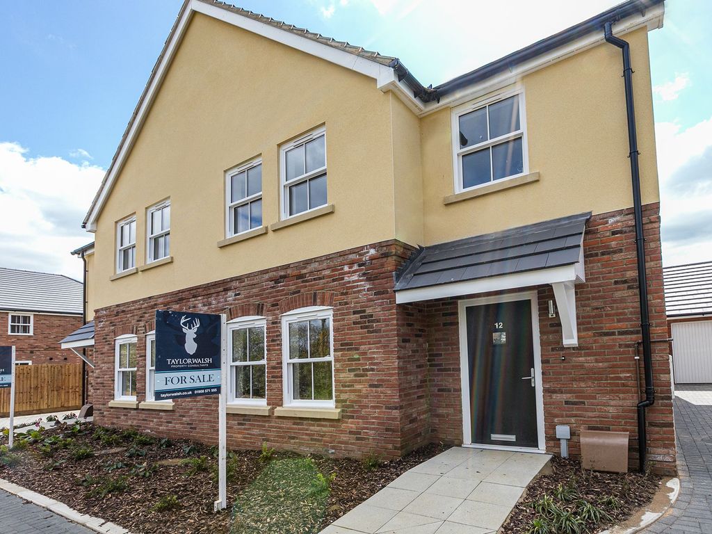 4 bed semidetached house for sale in Fletton Drive, Newton Longville