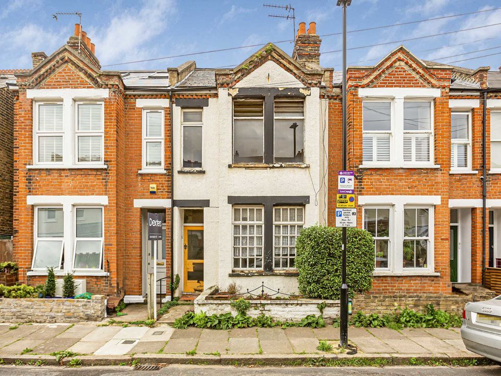3 bed property for sale in Castle Road, Isleworth TW7, £450,000 Zoopla