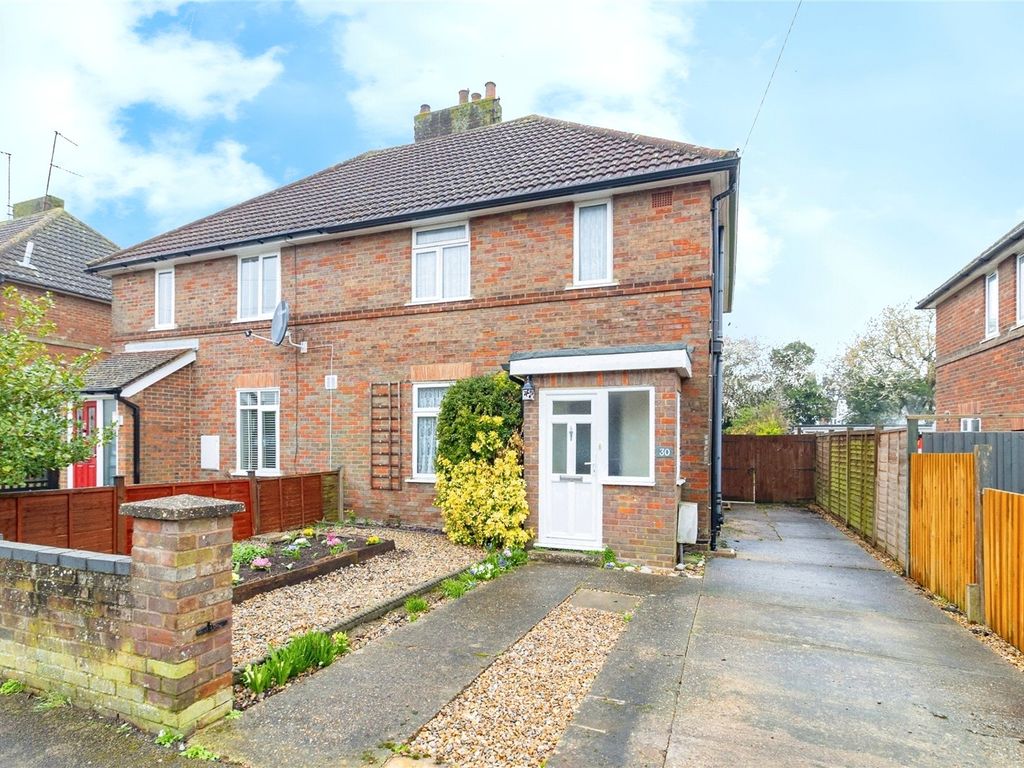 3 bed semidetached house for sale in Worthington Road, Dunstable