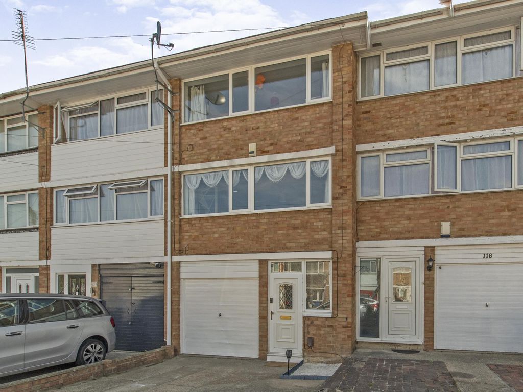 3 bed terraced house for sale in Millfield, Sittingbourne ME10 Zoopla