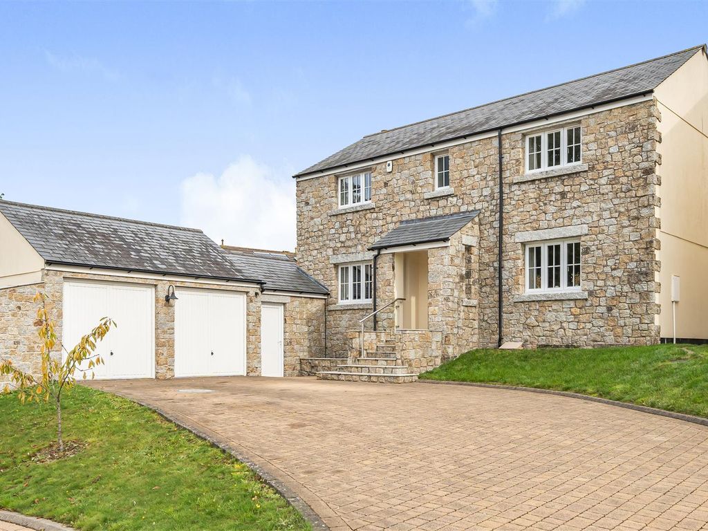 4 bed detached house for sale in Torrhill Gardens, Ivybridge PL21, £