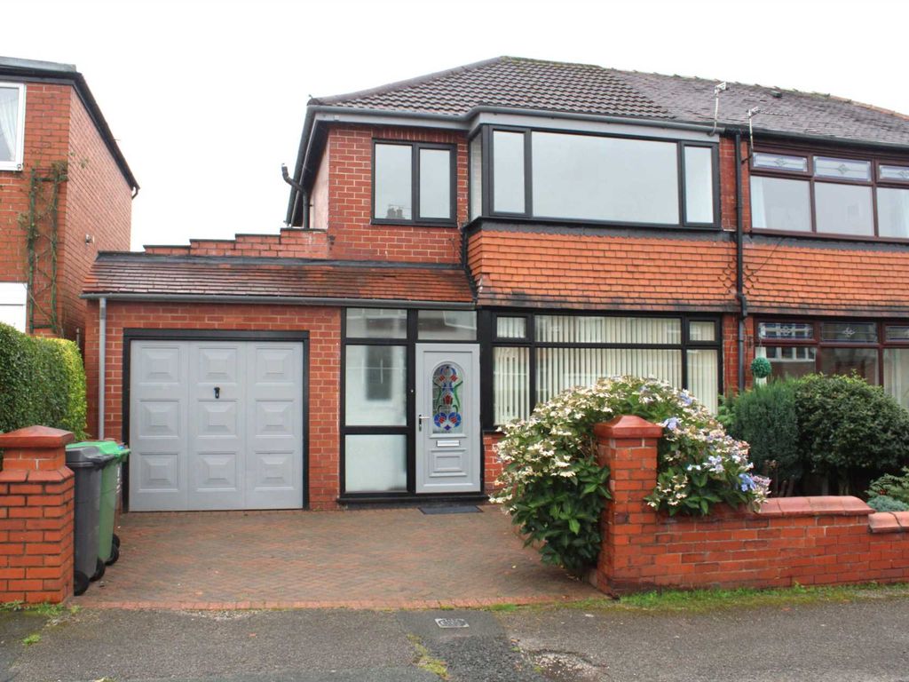 3 bed semidetached house for sale in 109 Birch Avenue, Oldham OL1, £