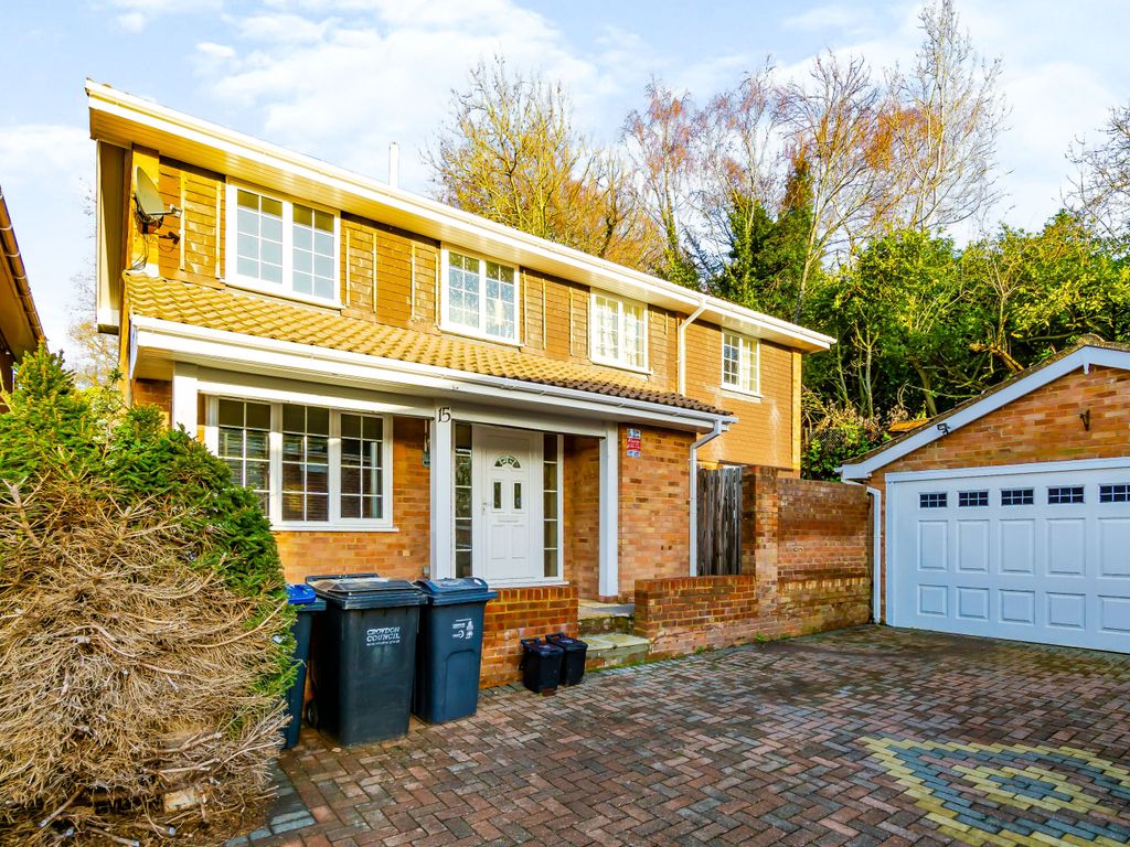 5 bed detached house for sale in Whimbrel Close, South Croydon CR2 Zoopla