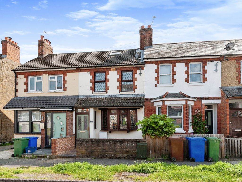 2 bed terraced house for sale in Highland Road, Aldershot GU12 Zoopla
