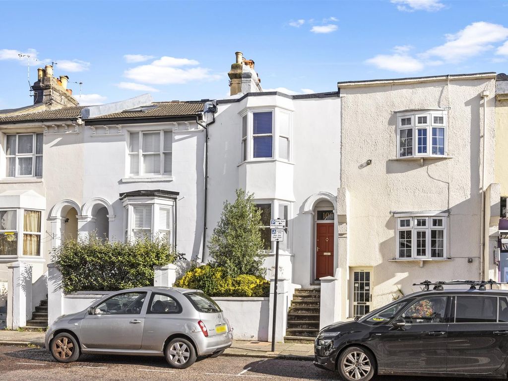 2 bed terraced house for sale in Ditchling Road, Brighton BN1, £550,000
