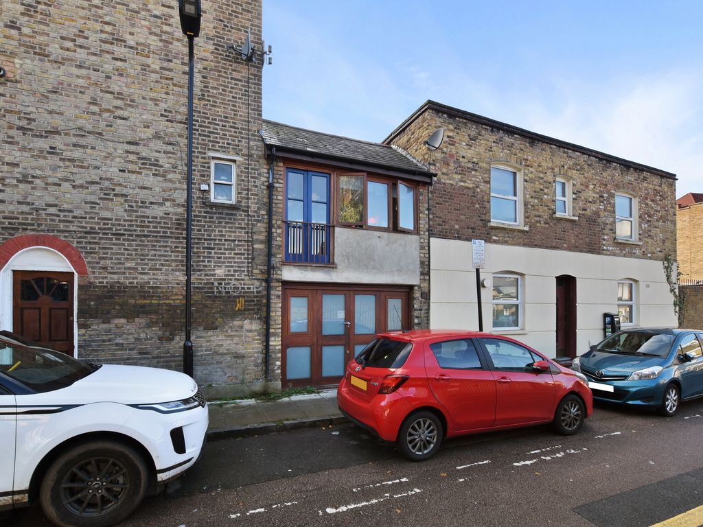 1 bed terraced house for sale in Stoke Newington Church Street, London N16, £500,000 Zoopla
