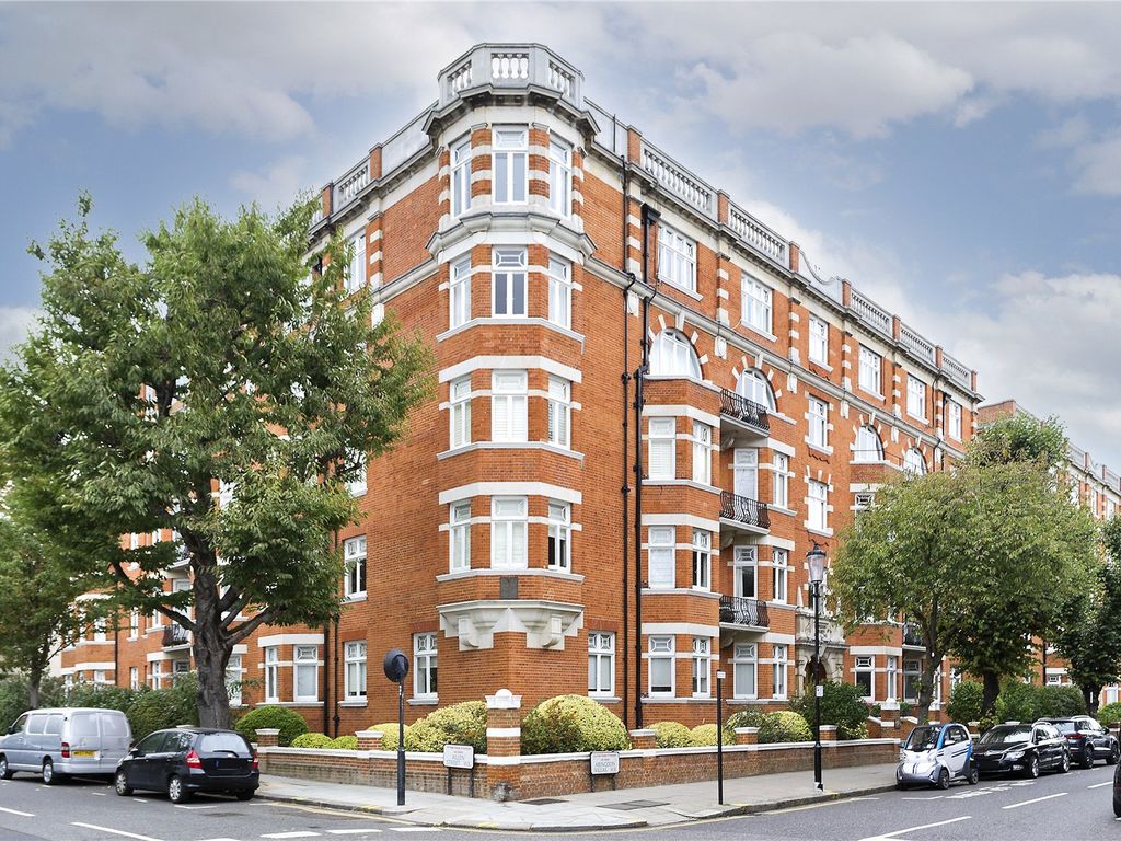 Abingdon Villas, Kensington, London, UK W8