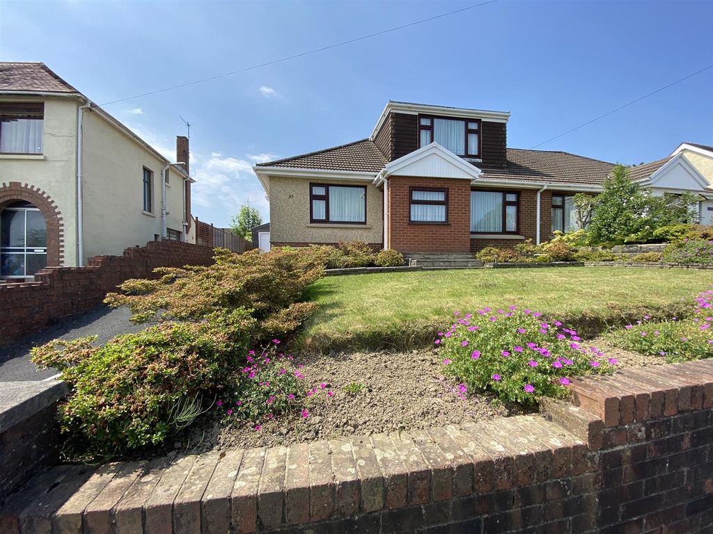 3 bed semidetached bungalow for sale in Denham Avenue, Llanelli SA15