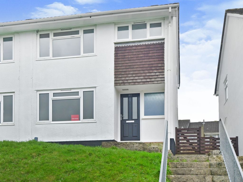 New home, 3 bed semidetached house for sale in Holmwood Avenue