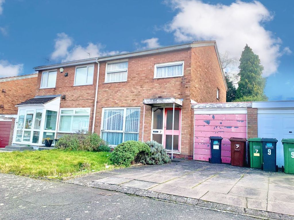 3 bed semidetached house for sale in 7 Partridge Close, Chelmsley Wood