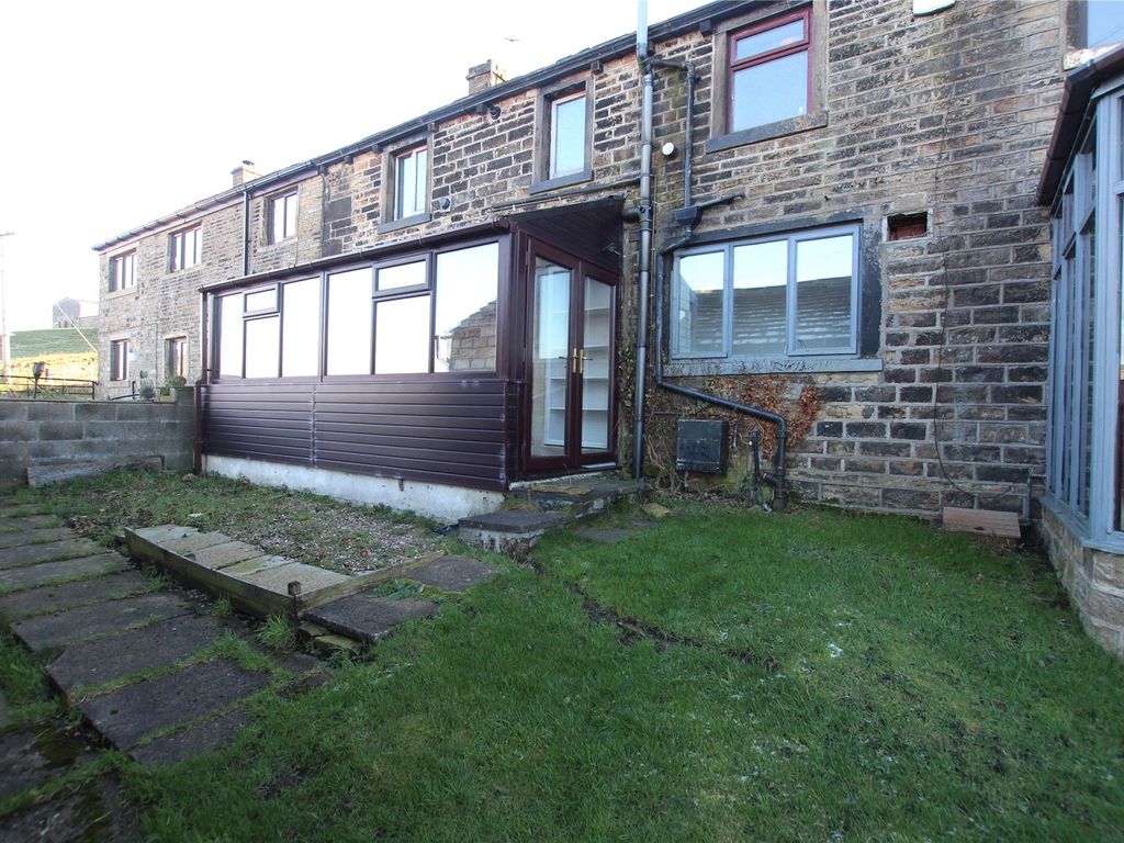 2 bed terraced house to rent in Stockerhead Farm, Slaithwaite