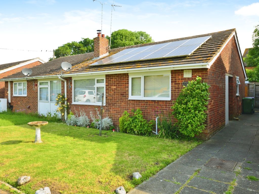 2 bed bungalow for sale in The Limes, Old Romney, Romney Marsh, Kent