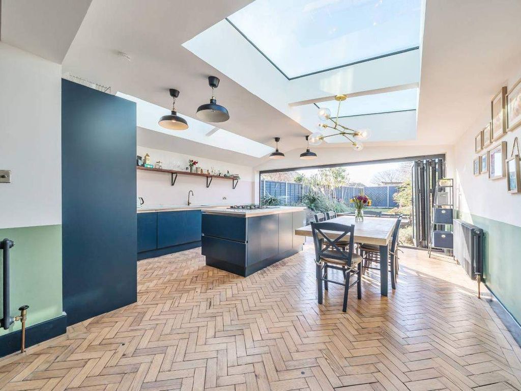 3 bed end terrace house for sale in Kingston Upon Thames, England